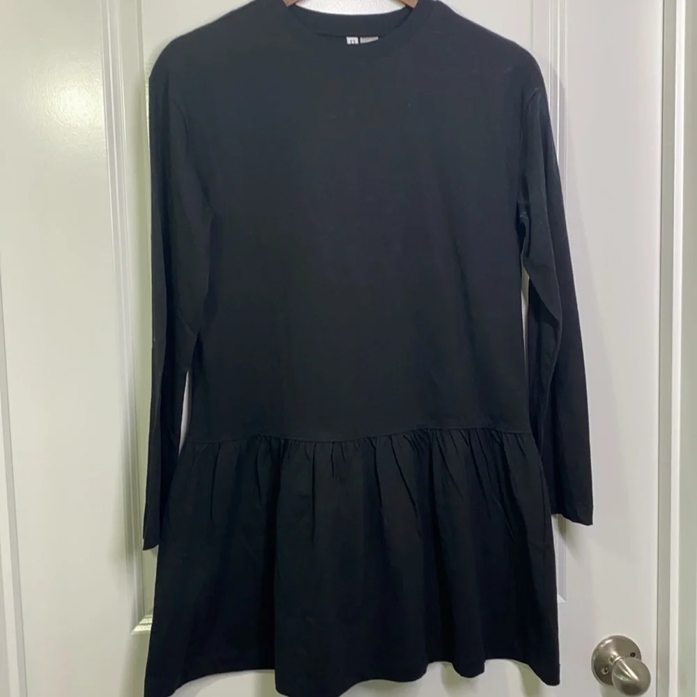 H&M -Black Long Sleeve Ruffle Dress size XXS NWT